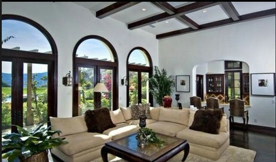 別墅裝修設(shè)計(jì)星布蘭妮上億豪宅